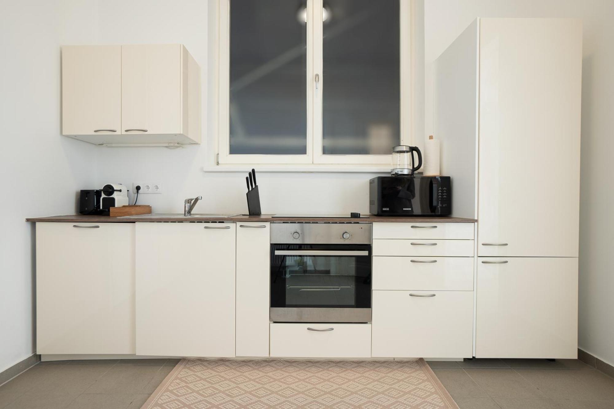 Vibrant 107 M2 Flat In The City Center Відень Екстер'єр фото