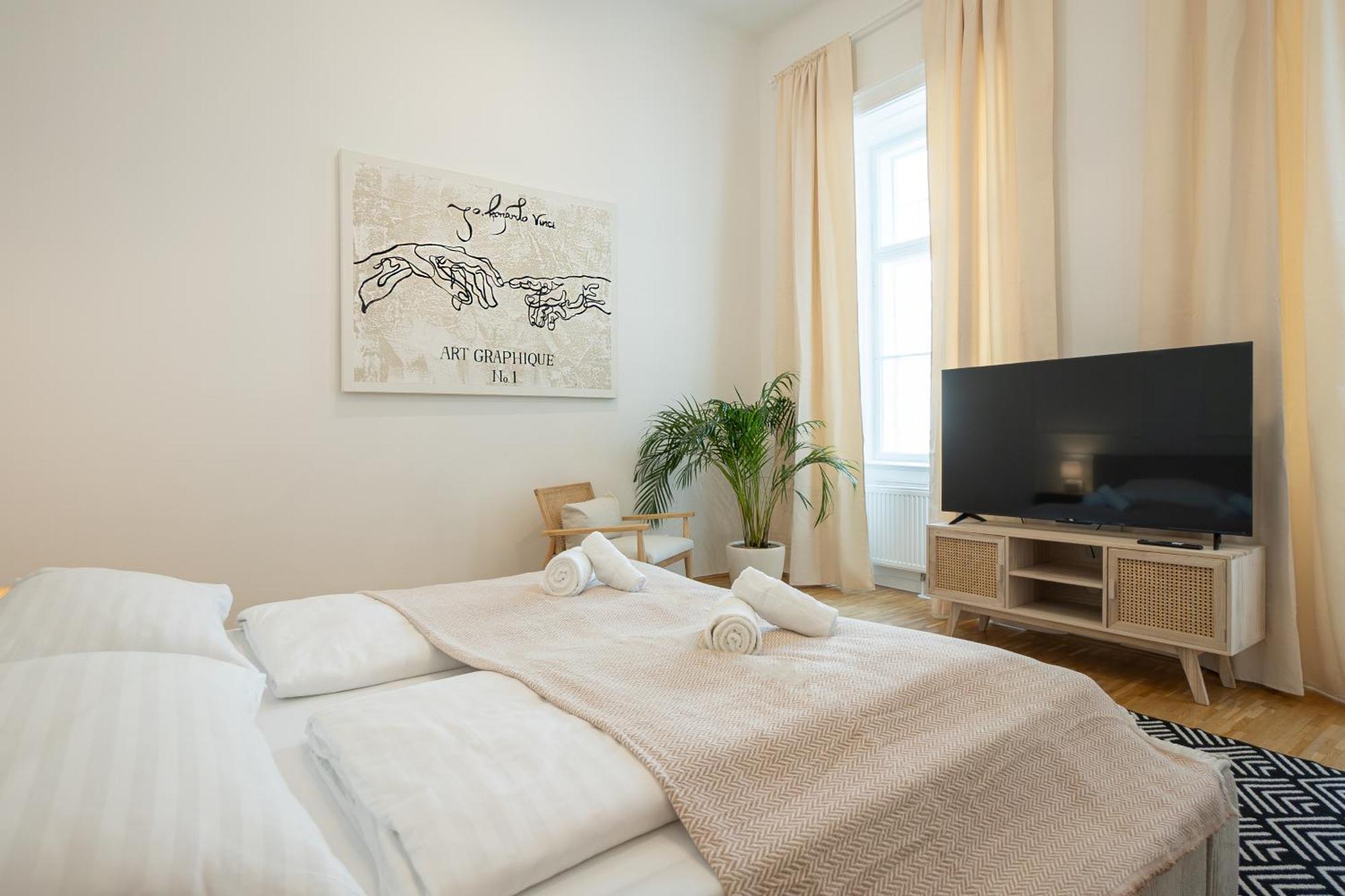 Vibrant 107 M2 Flat In The City Center Відень Екстер'єр фото
